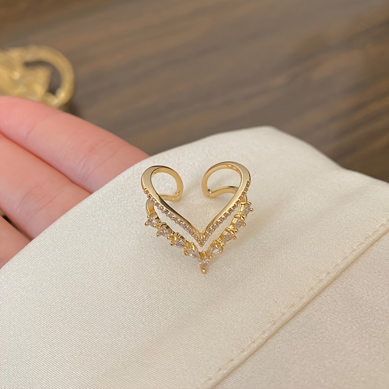 Adjustable V-Shaped Ring with Zirconia Stone Accents